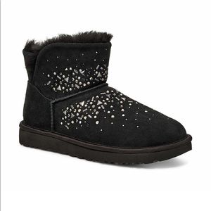🔥LAST PAIR!!!🔥UGG Classic Galaxy Bling Mini Bootie.